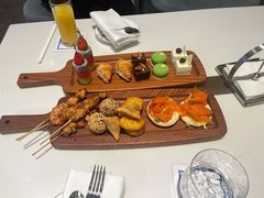 -深圳国际会展中心希尔顿酒店(前海华发冰雪世界店)