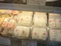 -红宝石·鲜奶小方·海派西点房(浦三店)