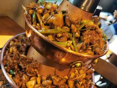 -炉小二铜锅牛蛙•川湘菜(三里屯店)