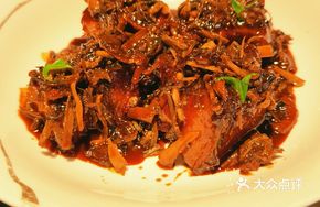 Lin'an Bamboo Shoot Dry Meat Braised Pork
