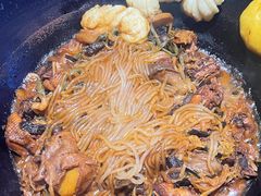 -徐家屯铁锅炖(宋家庄店)