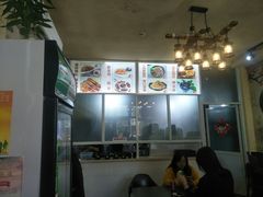 -柳大厨螺蛳粉(人民路总店)