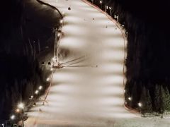 -丝绸之路山地度假区滑雪场