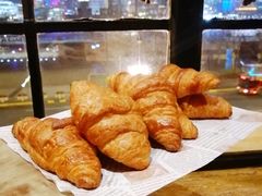 餐前欧式面包-YUE·6·西式融合餐厅(外滩六号店)
