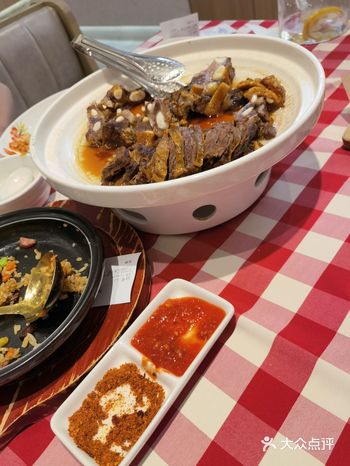 赶紧换好衣服，直奔西贝。羊肉串，点上