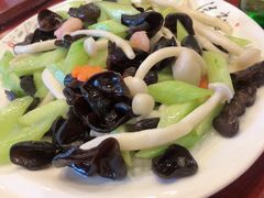 -老妈厨房团圆饺子东北菜(北环路店)