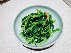 邹山腐皮鸡毛菜-竹外桃花·江南小酒馆(SKP·S店)