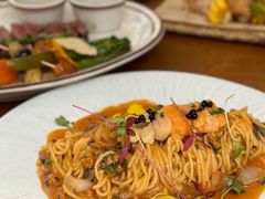 -Mark&Mars Restaurant