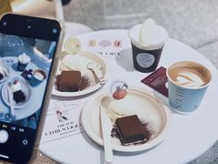 -HUGS coffee(东区店)