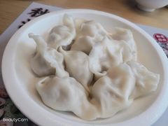 -关东小磨东北菜(上海长风大悦城店)