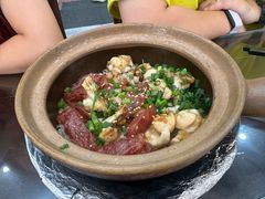腊肠田鸡煲仔饭-红星光发煲仔饭(文海店)