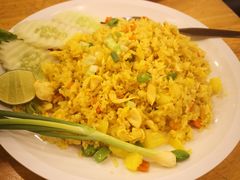 -J Daeng Seafood