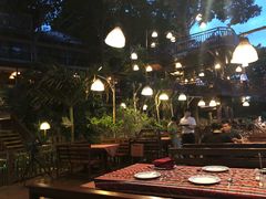 -卷心菜和避孕套餐厅(Pattaya)