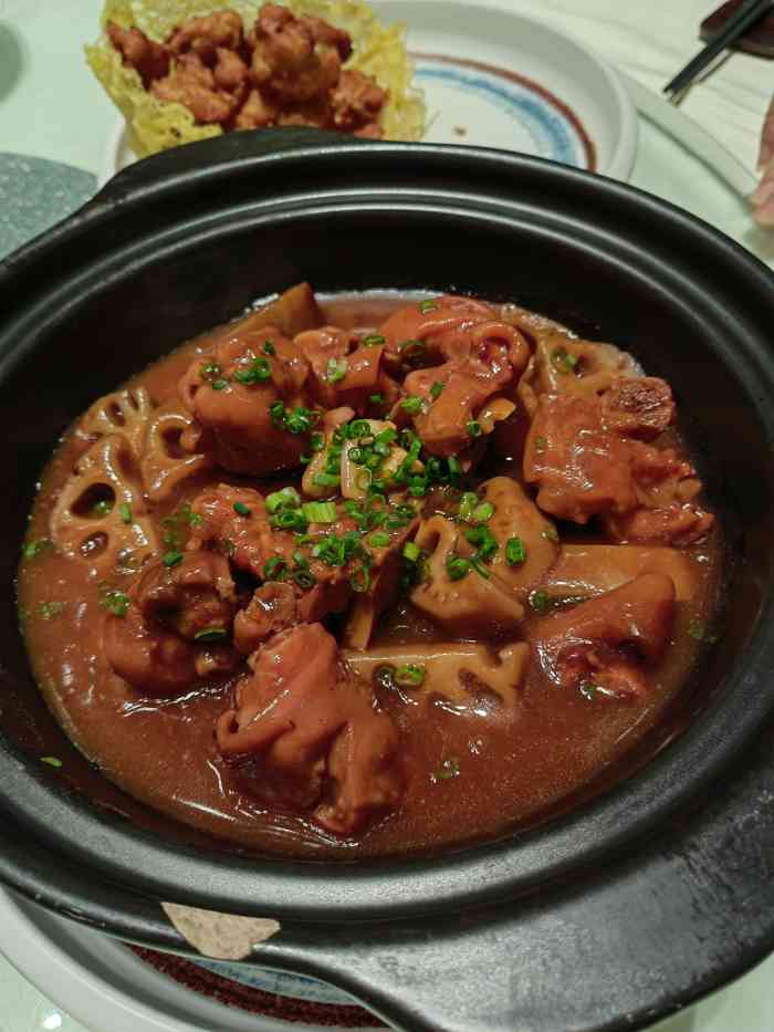 椰林海鲜坊(新塘店)-"今天下着大雨,而且疫情期间就餐的人也少.