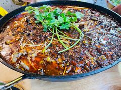 -鸿顺老铁锅美蛙鱼府(解放碑店)
