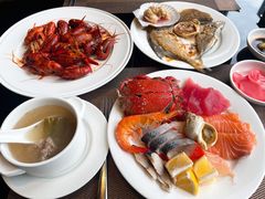 -大中华希尔顿酒店-念自助餐·嗨啤·小龙虾