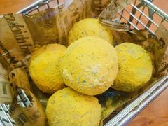 -BHC炸鸡(明洞总店)