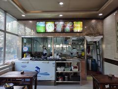 -泉儿头杂碎(杂碎师大店)