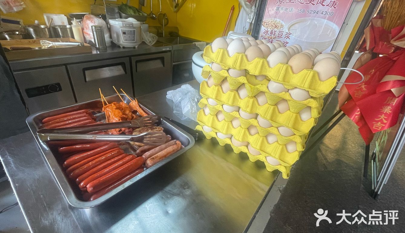 鸡蛋灌饼热乎乎!