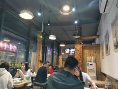 大堂-舅姥爷砂锅(正阳路)