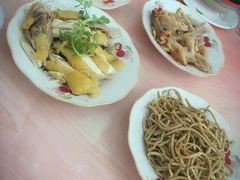 -南汇老顾农家乐采摘大团水蜜桃采摘店