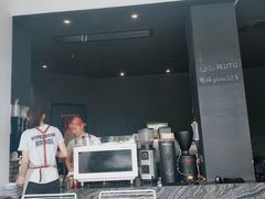 -UNI UNI(环亚凯瑟琳店)