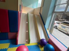 -魔力熊儿童早教托育中心(硚口同馨店)