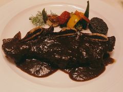 碳烤牛仔骨牛排配时蔬-欧洲房子(宜必思店)