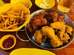 -BHC炸鸡(明洞总店)