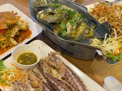 -两兄弟Song Pee Nong(2号店)