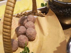 -左庭右院鲜牛肉火锅(金山万达店)