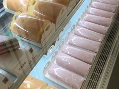 -顶东面包花园·生日蛋糕(世博店)