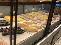 面包甜点陈列柜-奈雪的茶(湖滨银泰in77C区PRO店)