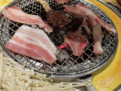 -青瓦炭韩潮烤肉(花园道店)