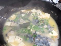 招牌柴火灶鱼头-好灶头妈妈菜·柴火灶台鱼·千岛湖土菜地标美食