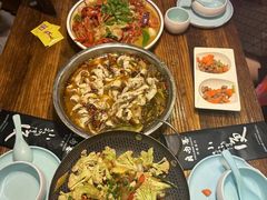 -黑皮酸菜鱼(三山街店)