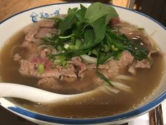 -美奈小馆·越南料理(中航城君尚购物中心店)