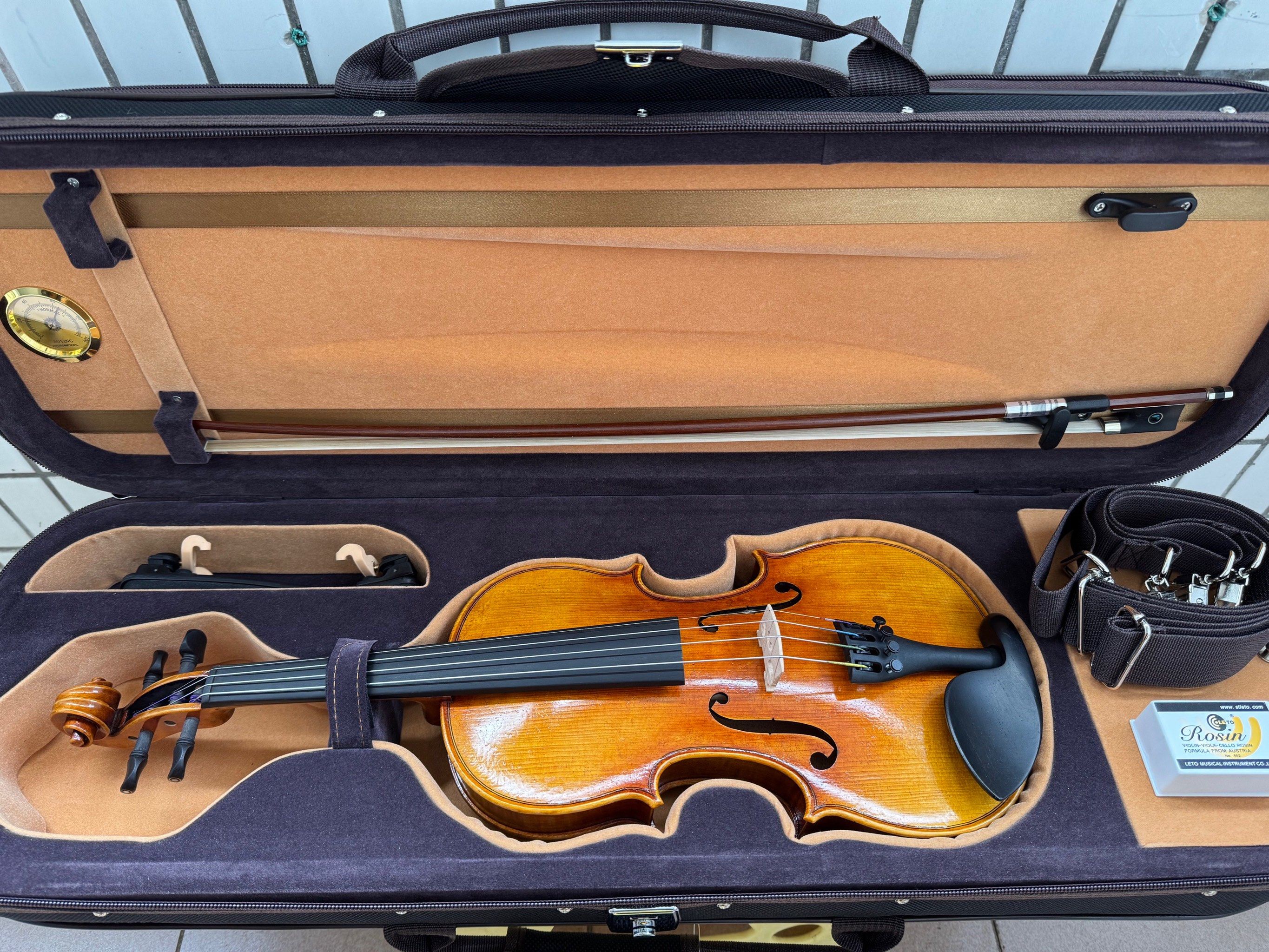 自己家女儿小提琴🎻1/2