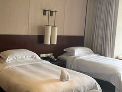-三亚亚龙湾希尔顿酒店