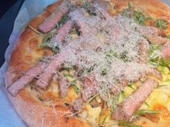 黑松露菌菇牛肉薄脆披萨-West10 西拾·西餐厅·创意菜(未来科技城店)