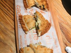 塔哈尔芝士羊肉饼-塔哈尔·新疆盛宴(城西银泰店)