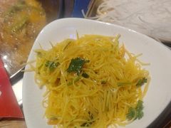 -山河屯铁锅炖(绥望路店)