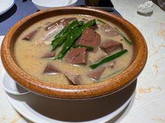 韭菜扒猪红-点都德·毕德寮