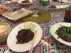 -沙枣树辣子鸡•新疆家常菜(喀什西路店)