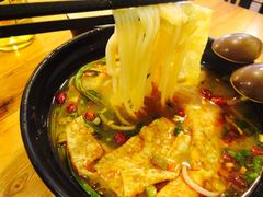 -螺小胖柳州螺蛳粉(钟楼总店)