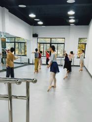 -白珂舞蹈教室