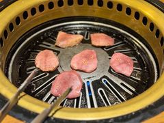 -炼火烤肉店