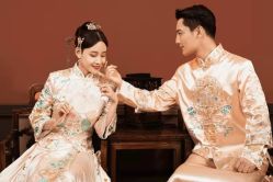 点击看大图 -角色婚纱摄影(中心店)