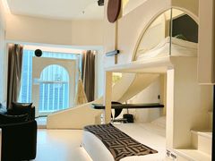 -芷迹江景酒店(五一广场汇景城店)