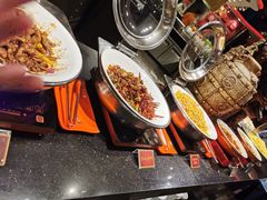 -四海一家自助餐(益田假日广场店)